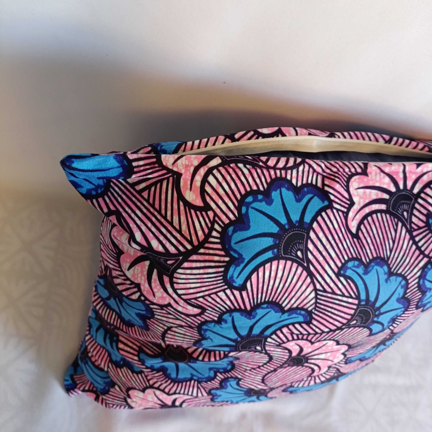 #product_description# - Essi Exotiques